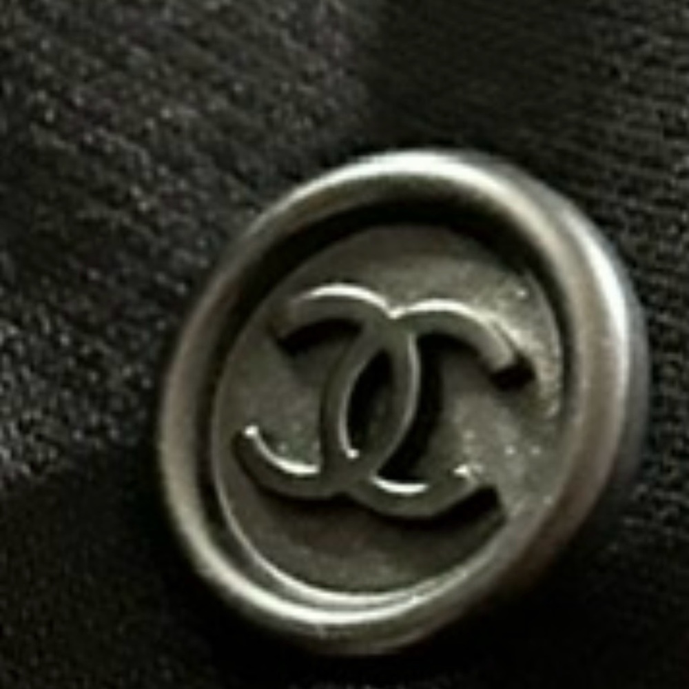 Not for sale   In search of one replacement button from Chanel